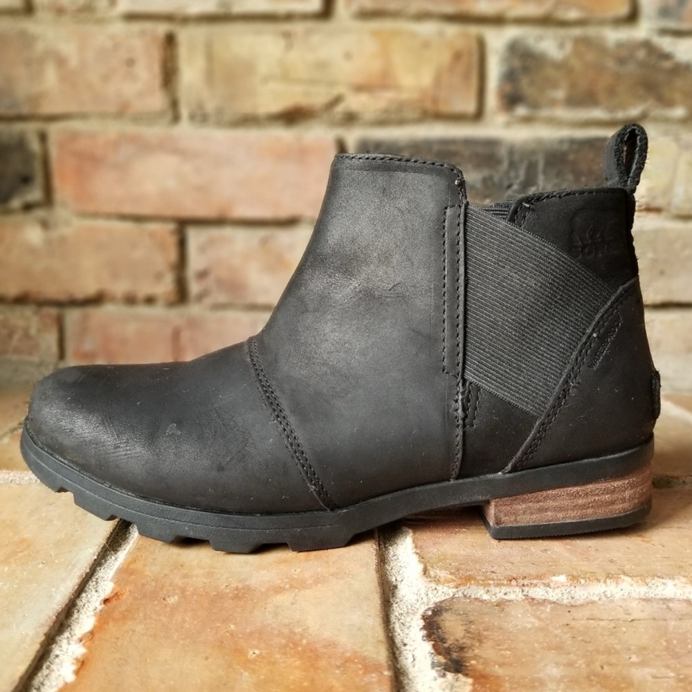 Sorel Emelie Women’s Black Chelsea Boots Size 8.5